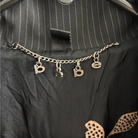 Bebe Vintage Blazer Black Pinstripe size 8 Cropped - Picture 5 of 15